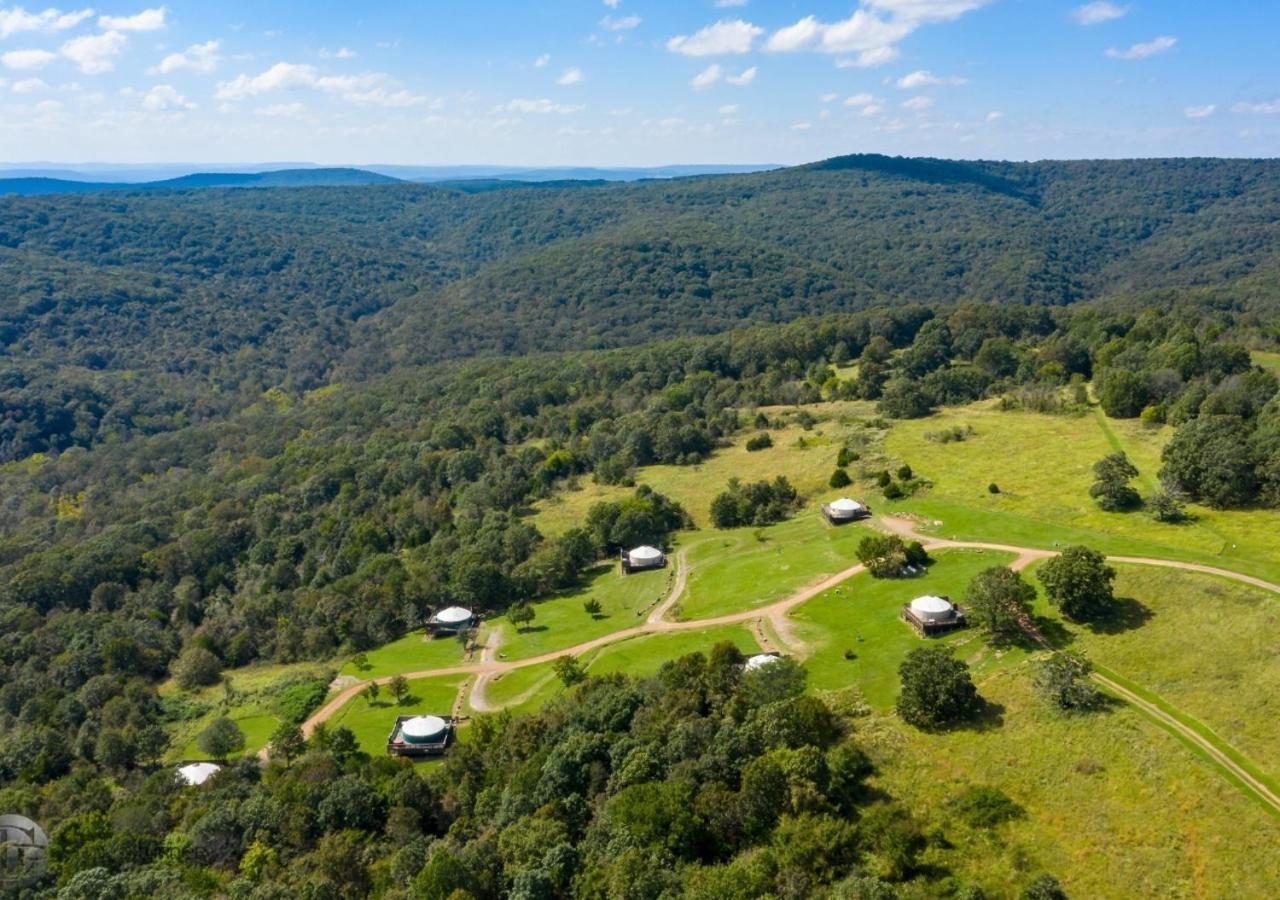 Stonewind Retreat Lodge *